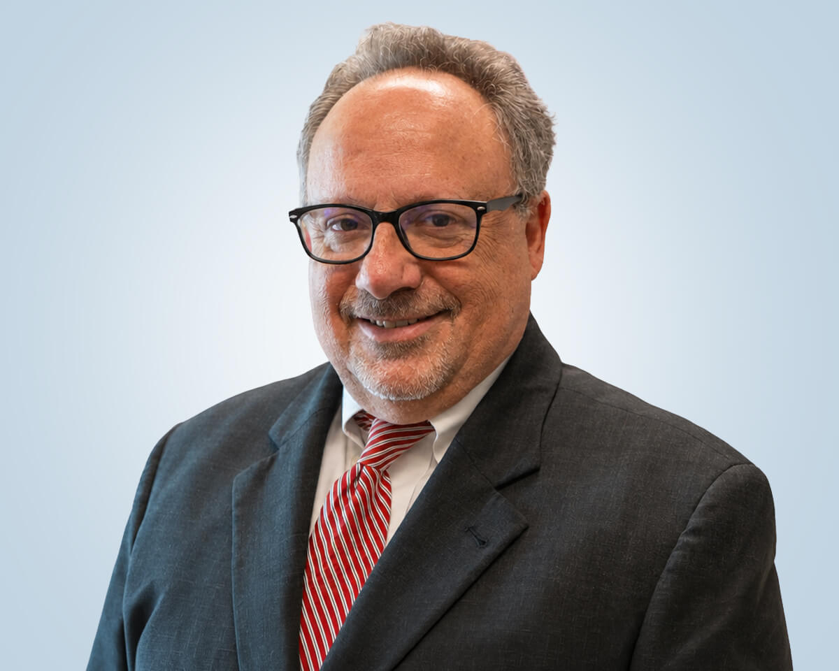 Headshot of Nicholas Mandalakas, MD, FACC